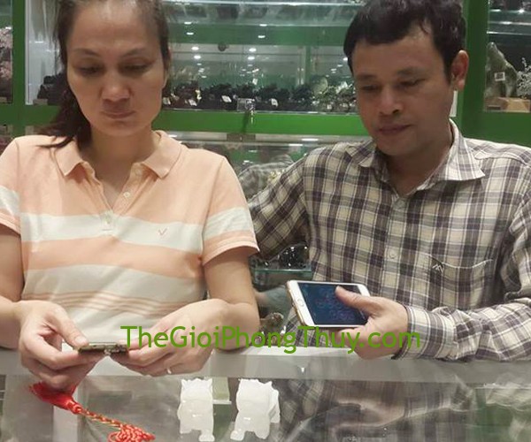 Anh Khương-Khách hàng mua Tỳ hưu bạch ngọc Mini FGM007 và Kim bài Thiên Quan Tứ Phước FCC1160.