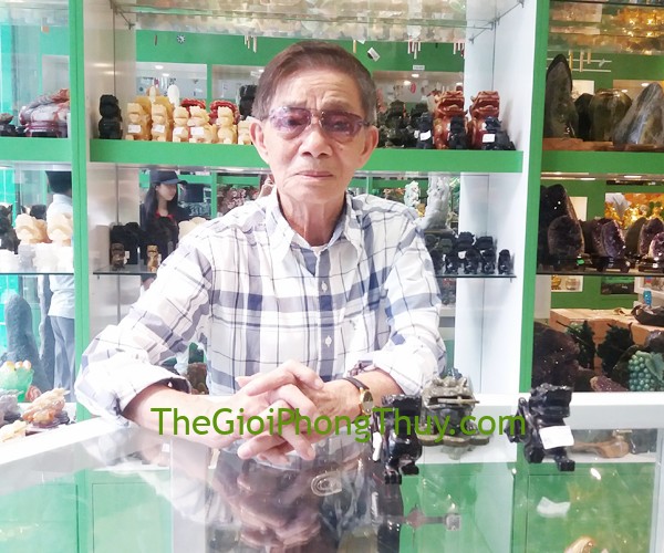 Chú Thanh - Khách hàng mua Thiềm Thừ lam ngọc FGM025, Tỳ Hưu tiêu ngọc đen đuôi dài FGM010, Tiền hoa mai liền FCC1139, Vòng tỳ hưu thạch anh hồng FS6007.