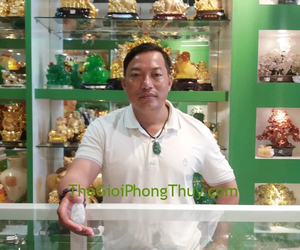 Anh Thương - Khách hàng mua Phật Bản Mệnh Phỉ Thúy lớn A+++ tuổi (Thìn + Tỵ) FS6638-4