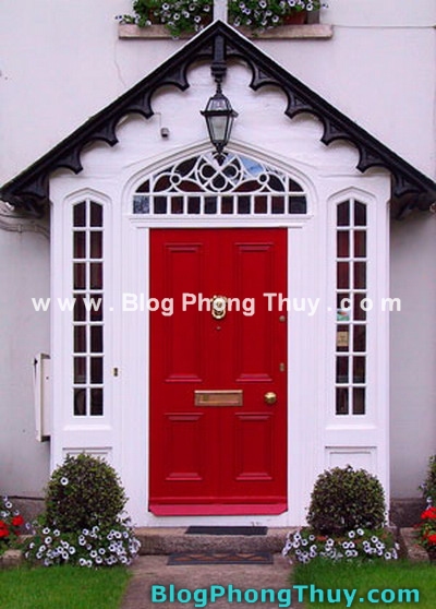 Những điều kiêng kỵ khi thiết kế cửa chính