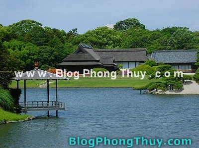 kieng-ky-khi-tim-dat-va-dung-nha-cua-nguoi-nhat.jpg