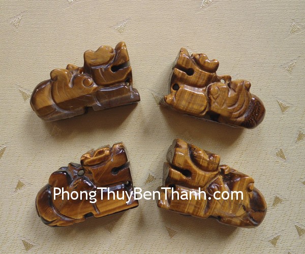 ty-huu-mat-meo-dung-s400-02