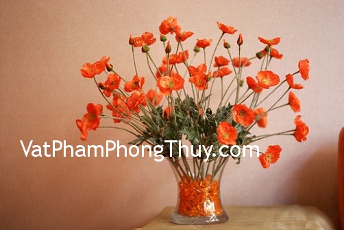 Những vật tuyệt đối không nên bài trí trên bàn làm việc