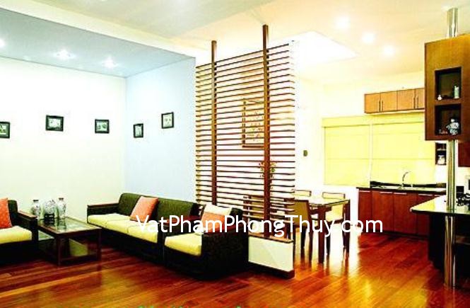 Đặt bình phong trong phòng khách giúp ngăn chặn luồng khí xấu vào nhà
