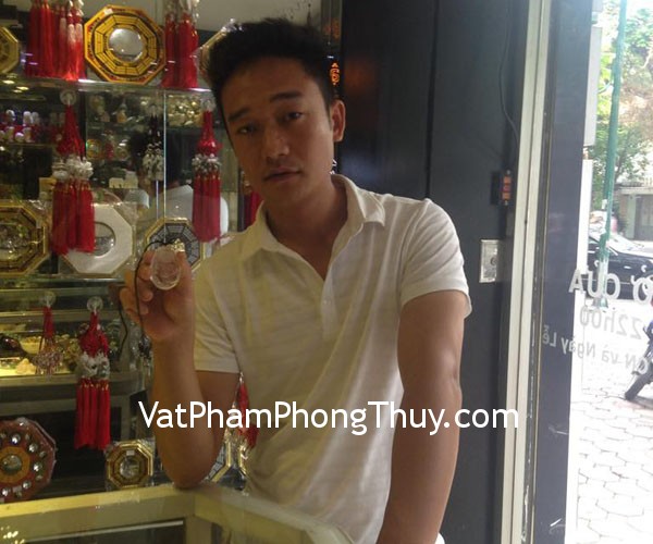 Anh Quân- khách hàng mua quan âm thạch anh trắng S2027