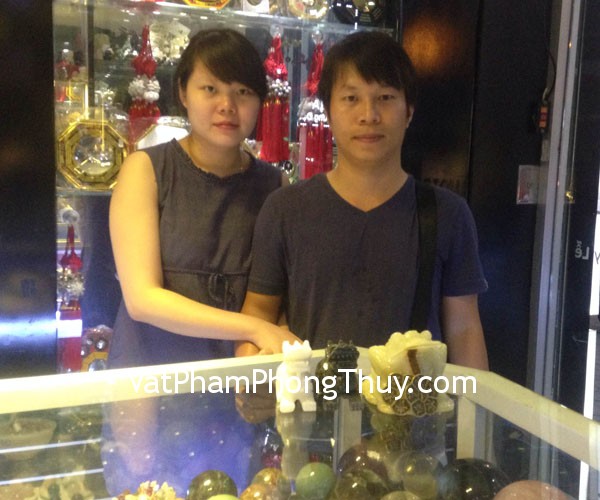 Anh Việt Anh- khách hàng mua thiềm thừ cẩm thạch trung CTT-M, tỳ hưu Bắc Kinh đen, trắng chuẩn