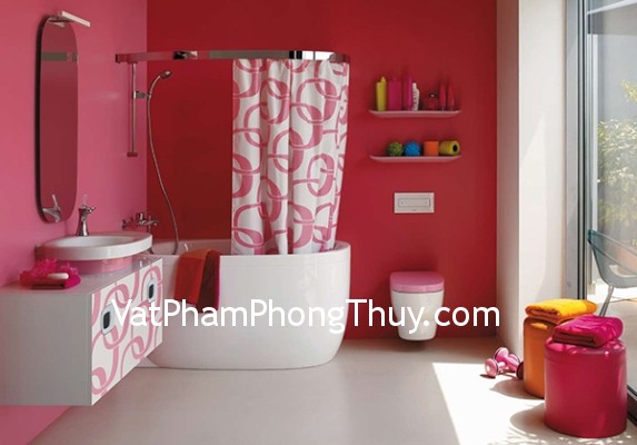 Cách hóa giải cho nhà vệ sinh phạm phong thủy