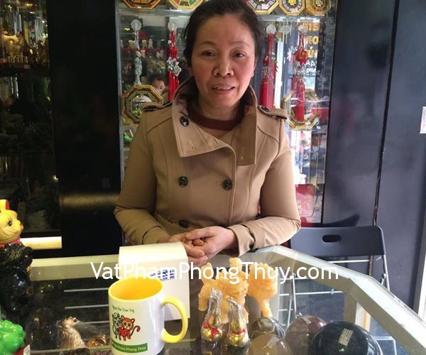 Chị Hằng - Khách hàng mua kỳ lân hoàng long HM039 và hồ lô trơn nhỏ D206