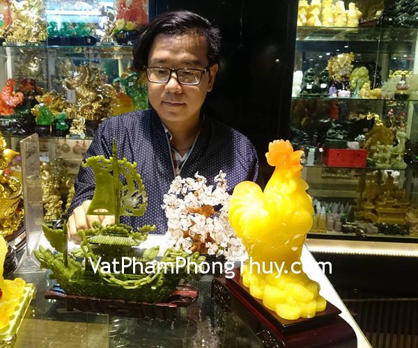 Anh Lâm - Khách hàng mua Gà vàng G061A, cây tài lộc thạch anh trắng KC029 và Thuyền rồng lam ngọc nhỏ HM182