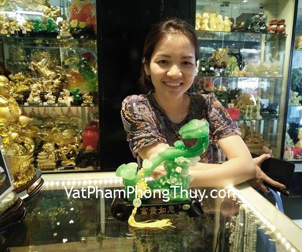 Chị Chi - Khách hàng mua gậy như ý xanh G135A