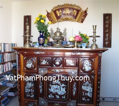 Đặt bàn thờ sai cách có làm cả đời cũng vẫn nghèo