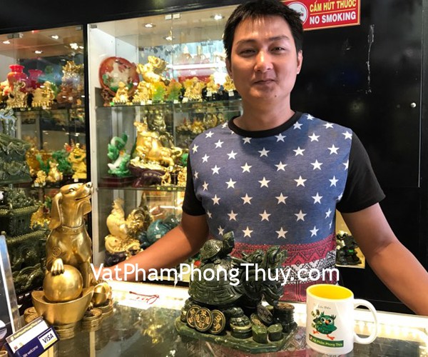 Anh Tiến - Khách hàng mua Long qui cõng con lam ngọc lớn H028