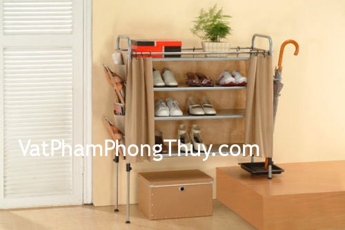 Sắp xếp tủ đựng giày dép rước tài lộc vào nhà