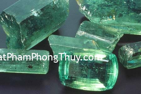 Phòng làm việc may mắn hơn nhờ biết chọn vật phẩm trang trí