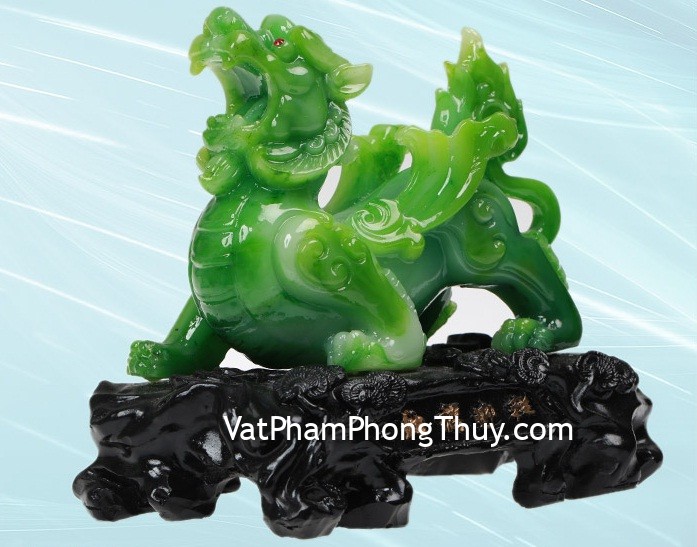 Cách bài trí vật phẩm cát tường khai vận cho bàn làm việc