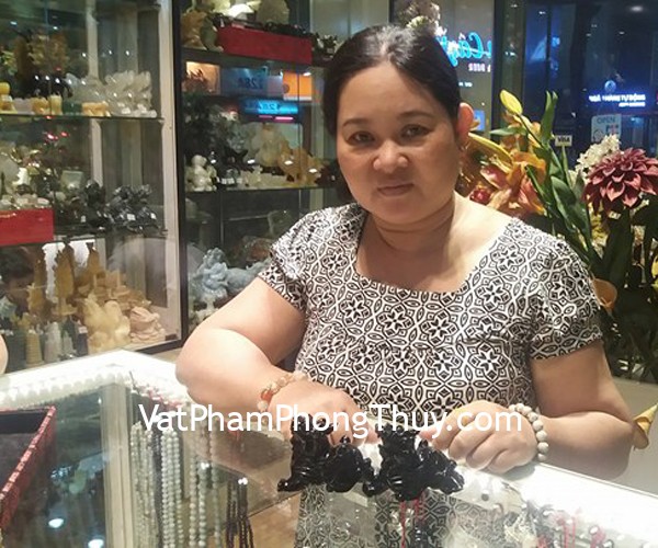 Chị Thảo - Khách hàng mua Tỳ hưu hắc ngà nhỏ GM009