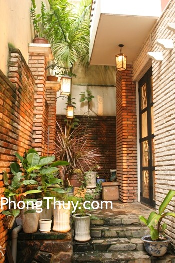 Bố trí cửa đi trong nhà kiêng kị thẳng hàng nhau