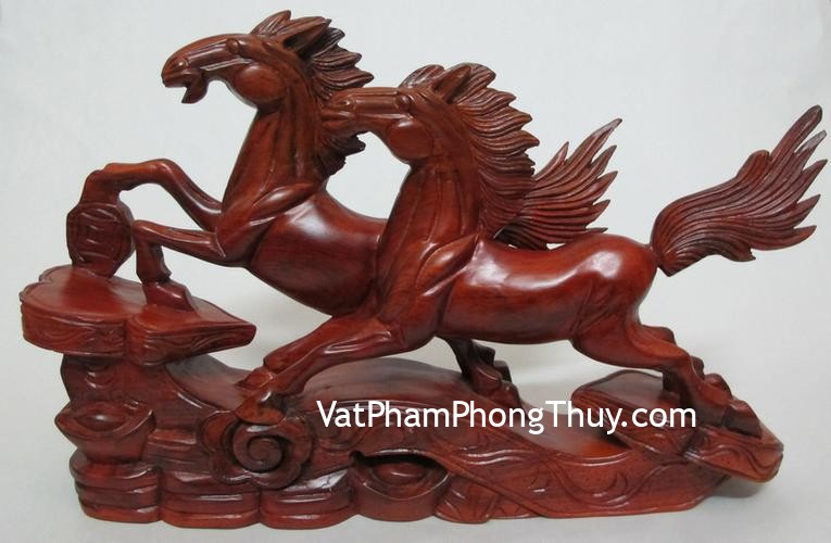 Cách sử dụng biểu tượng ngựa phong thủy đúng cách mang lại vận may