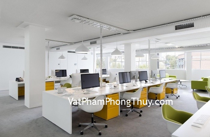 Phong thủy bàn làm việc giúp gặt hái thành công đầu năm