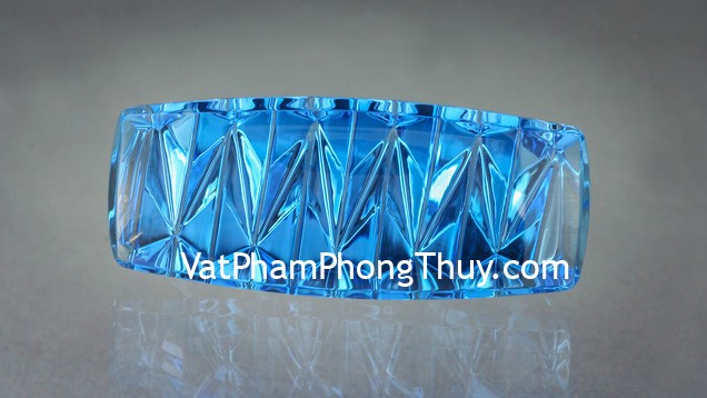 Blue Topaz ZigZag (TM) 51.09 cts cut by John Dyer & Co.