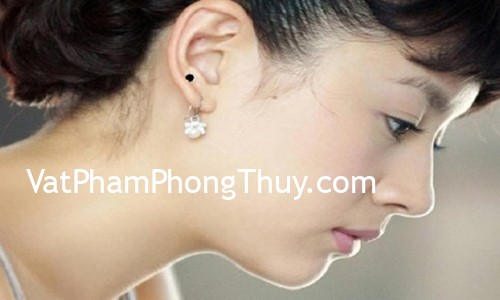 Những nốt ruồi phú quý của phụ nữ