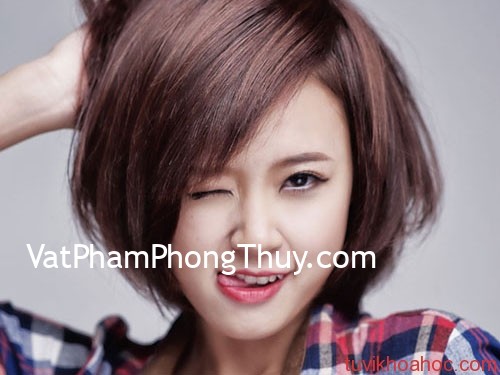 Mắt phải giật hay nháy theo giờ có ý nghĩa gì?